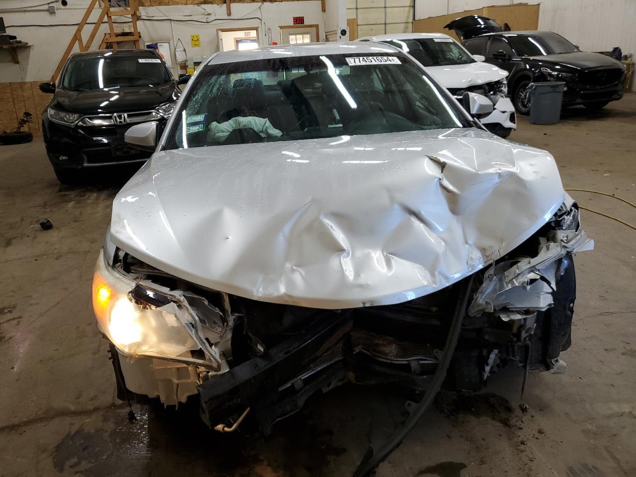 2013 Toyota Camry L - Фото 5