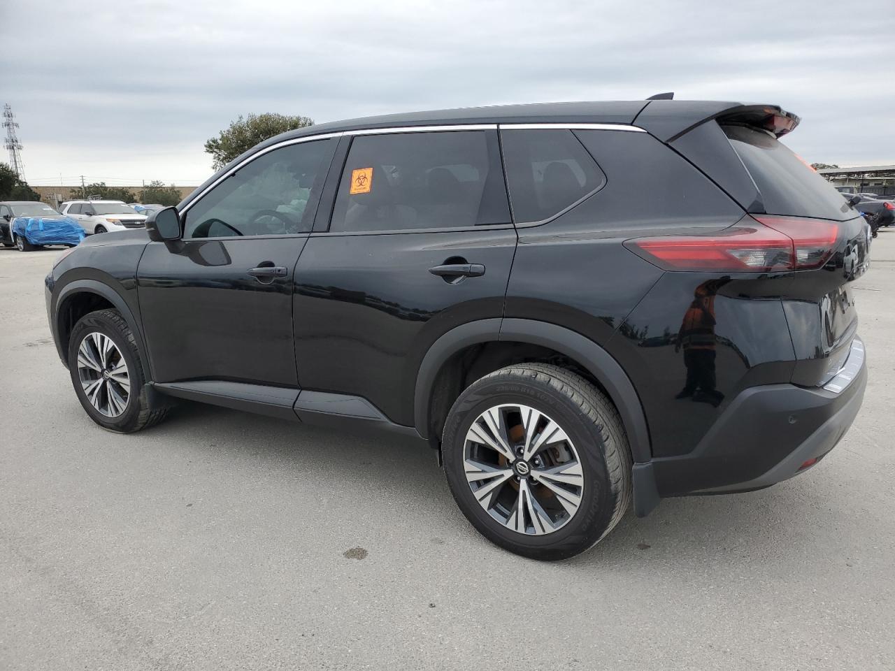 2021 Nissan Rogue Sv - Фото 2