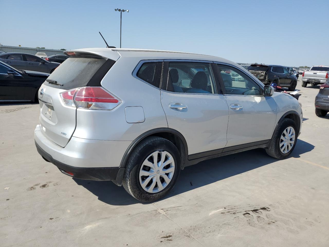 2016 Nissan Rogue S - Image 3