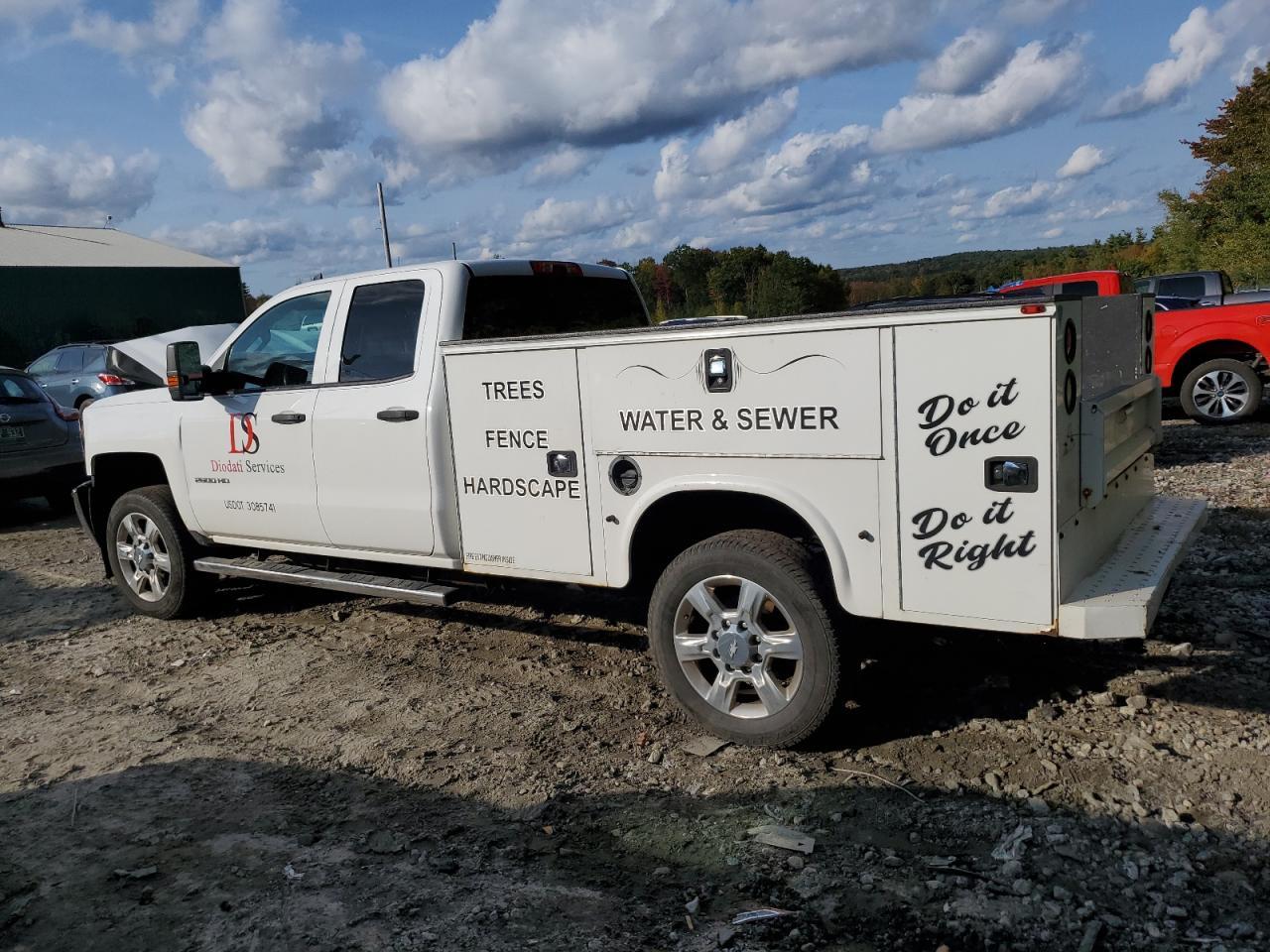 2015 Chevrolet Silverado K2500 Heavy Duty - Фото 2