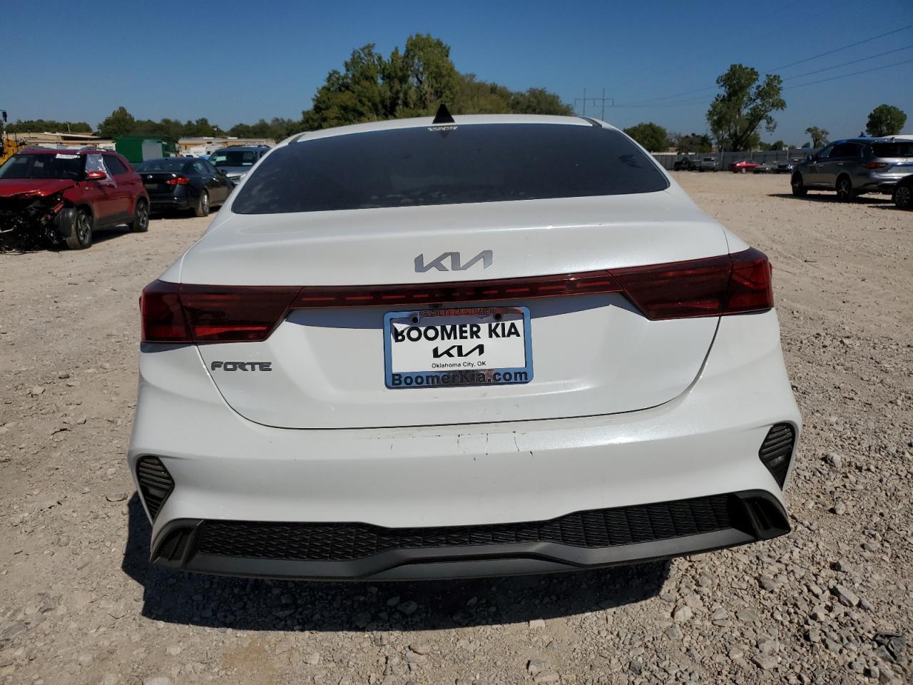 2024 Kia Forte Lxs - Фото 6