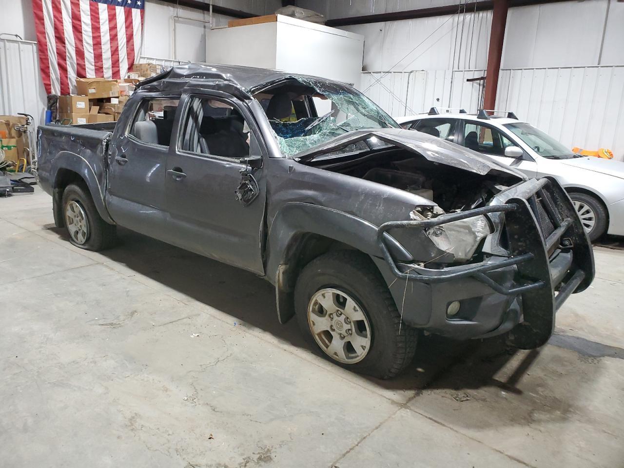 2015 Toyota Tacoma Double Cab - Фото 4