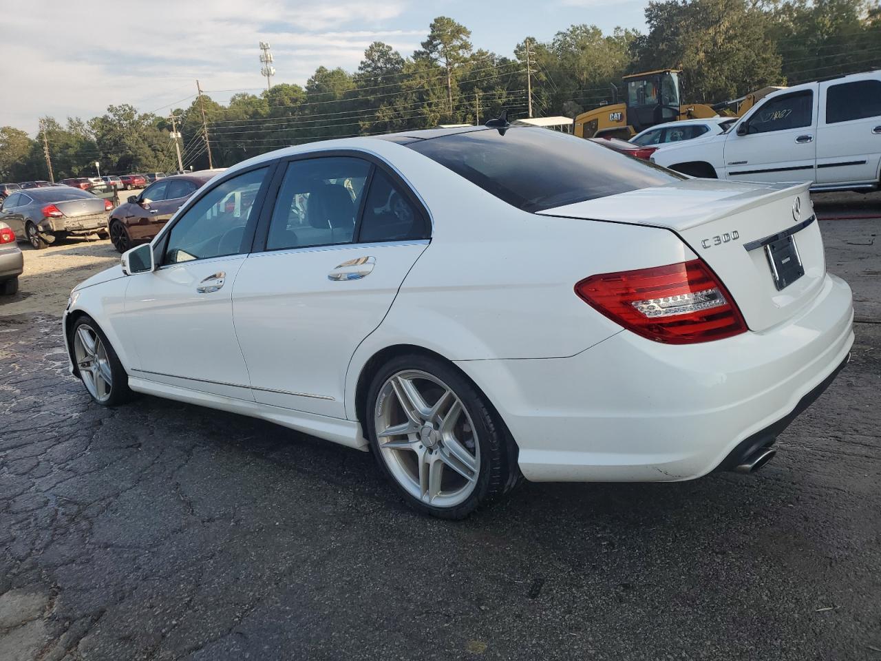 2014 Mercedes-Benz C 300 4Matic - Image 2