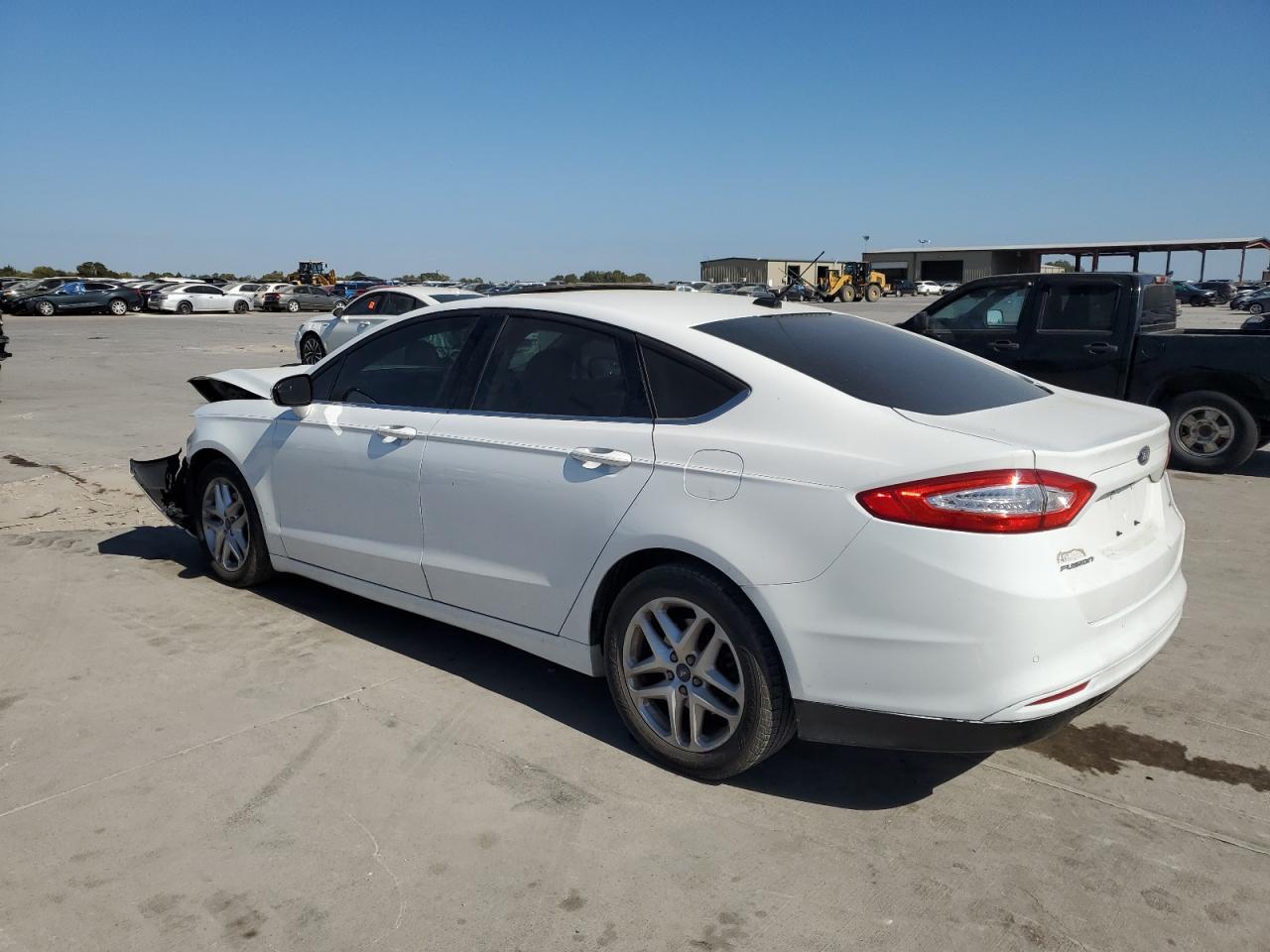 2016 Ford Fusion Se - Фото 2