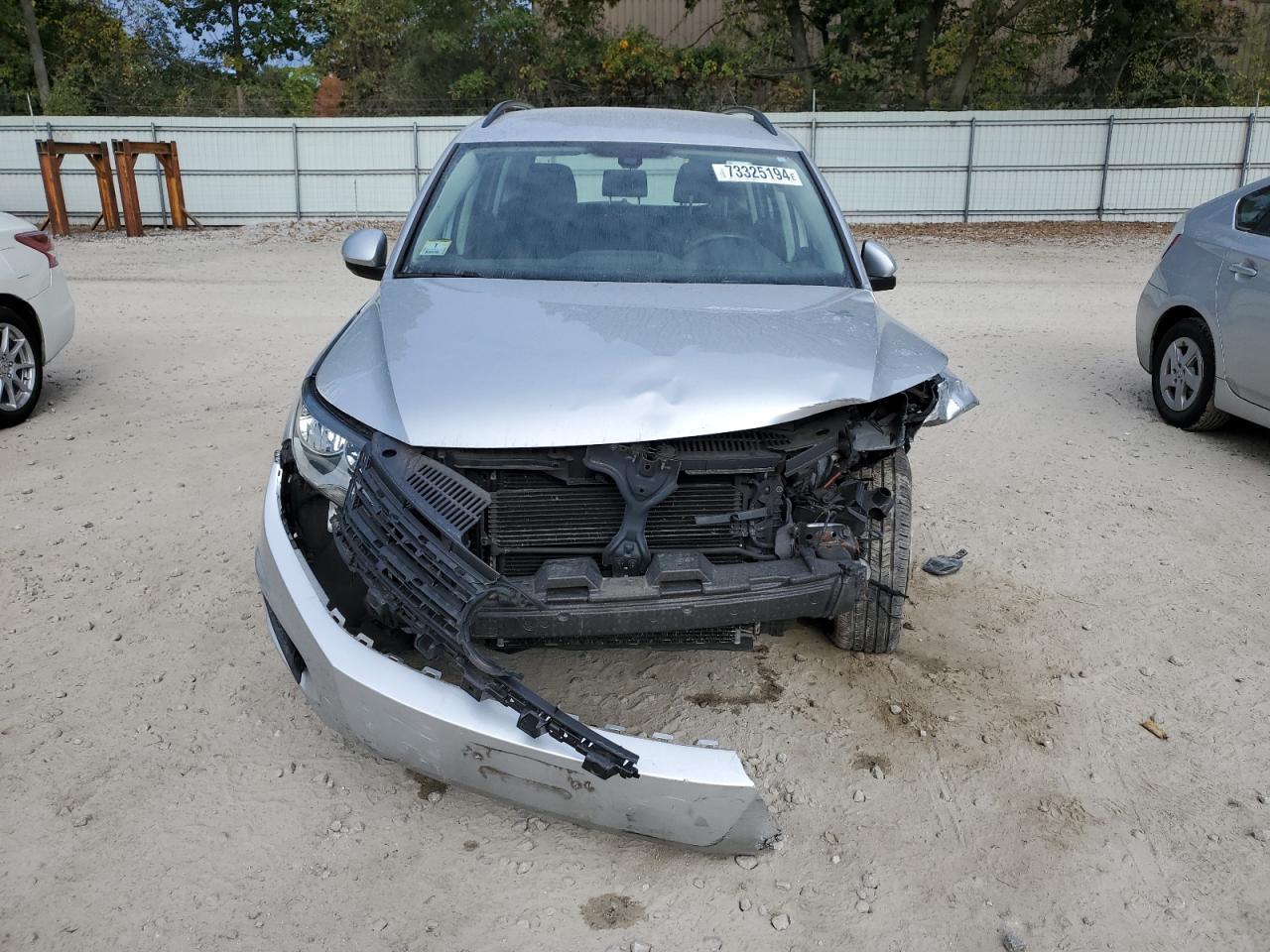 2017 Volkswagen Tiguan S - Image 5