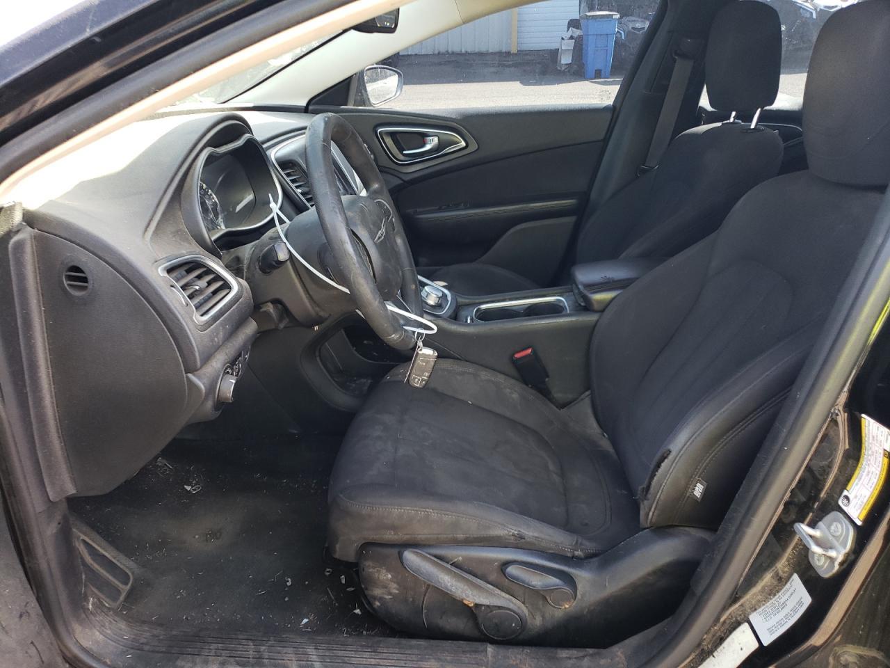 2015 Chrysler 200 Limited - Фото 7