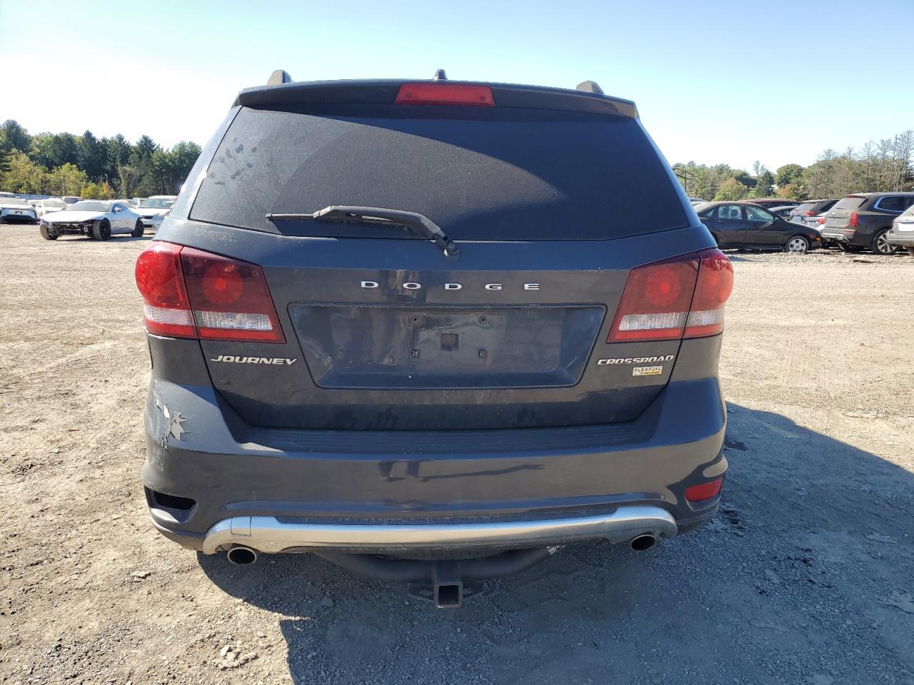 2018 Dodge Journey Crossroad - Фото 6