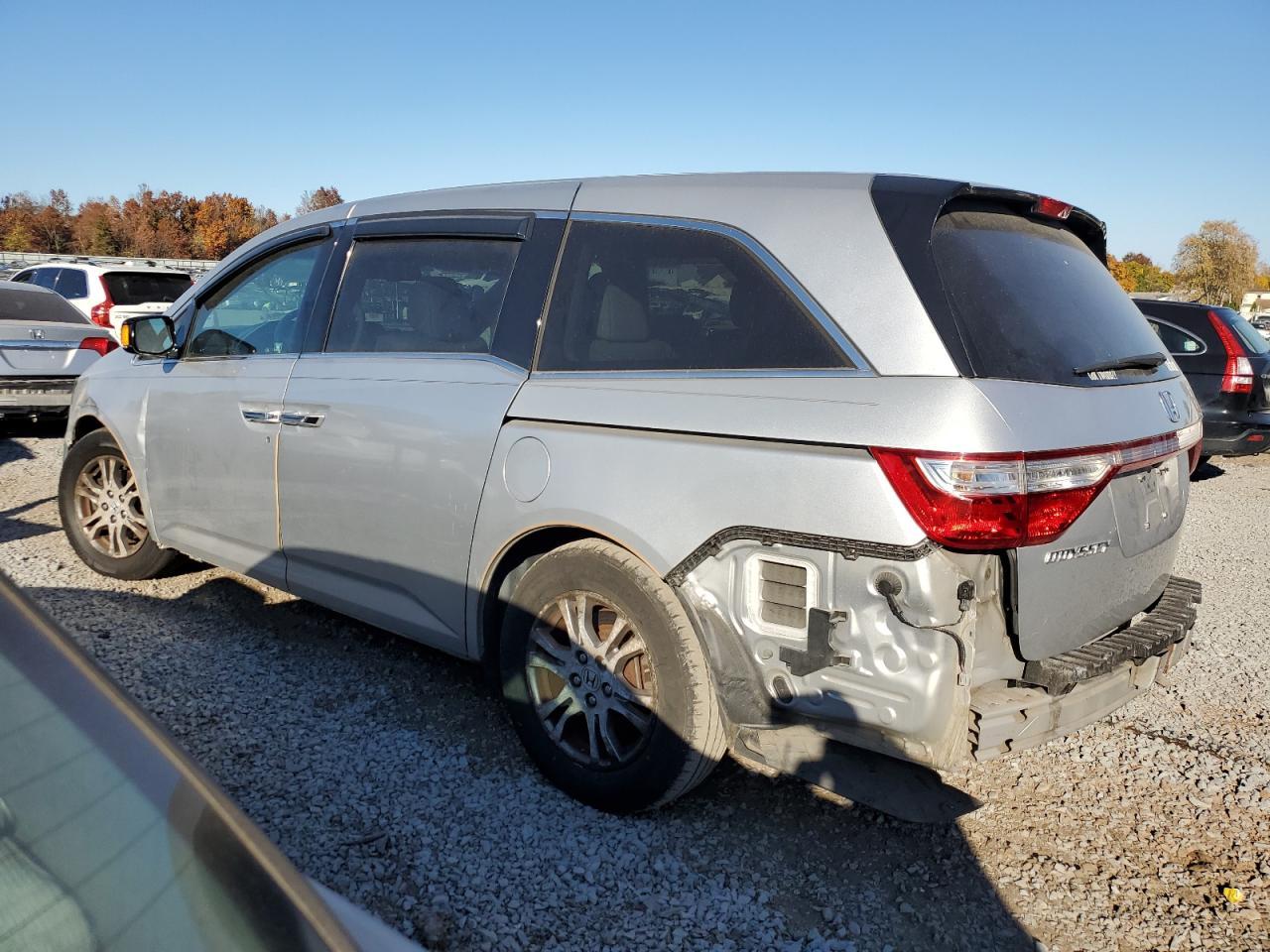 2012 Honda Odyssey Touring - Фото 2