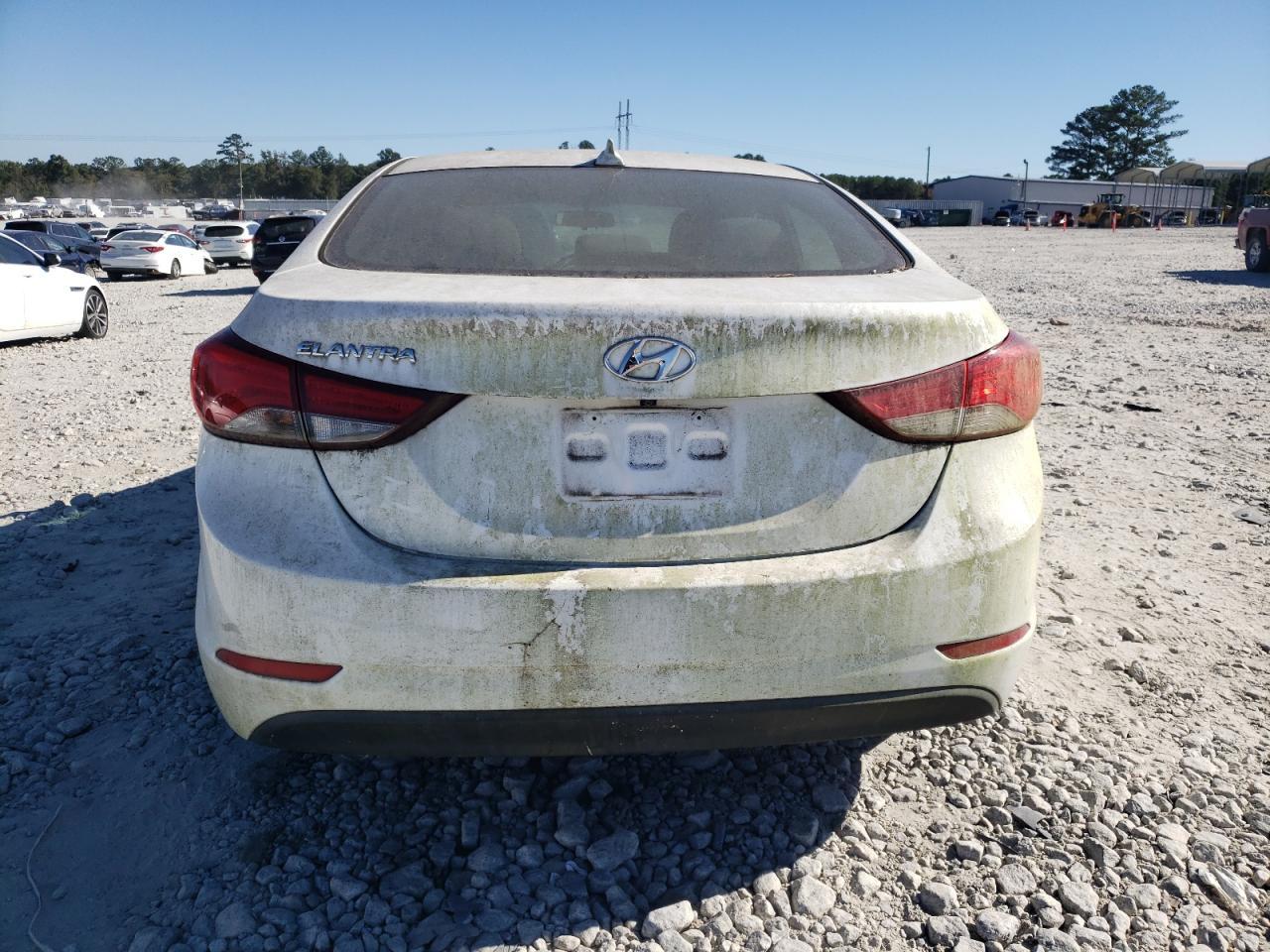 2016 Hyundai Elantra Se - Image 6