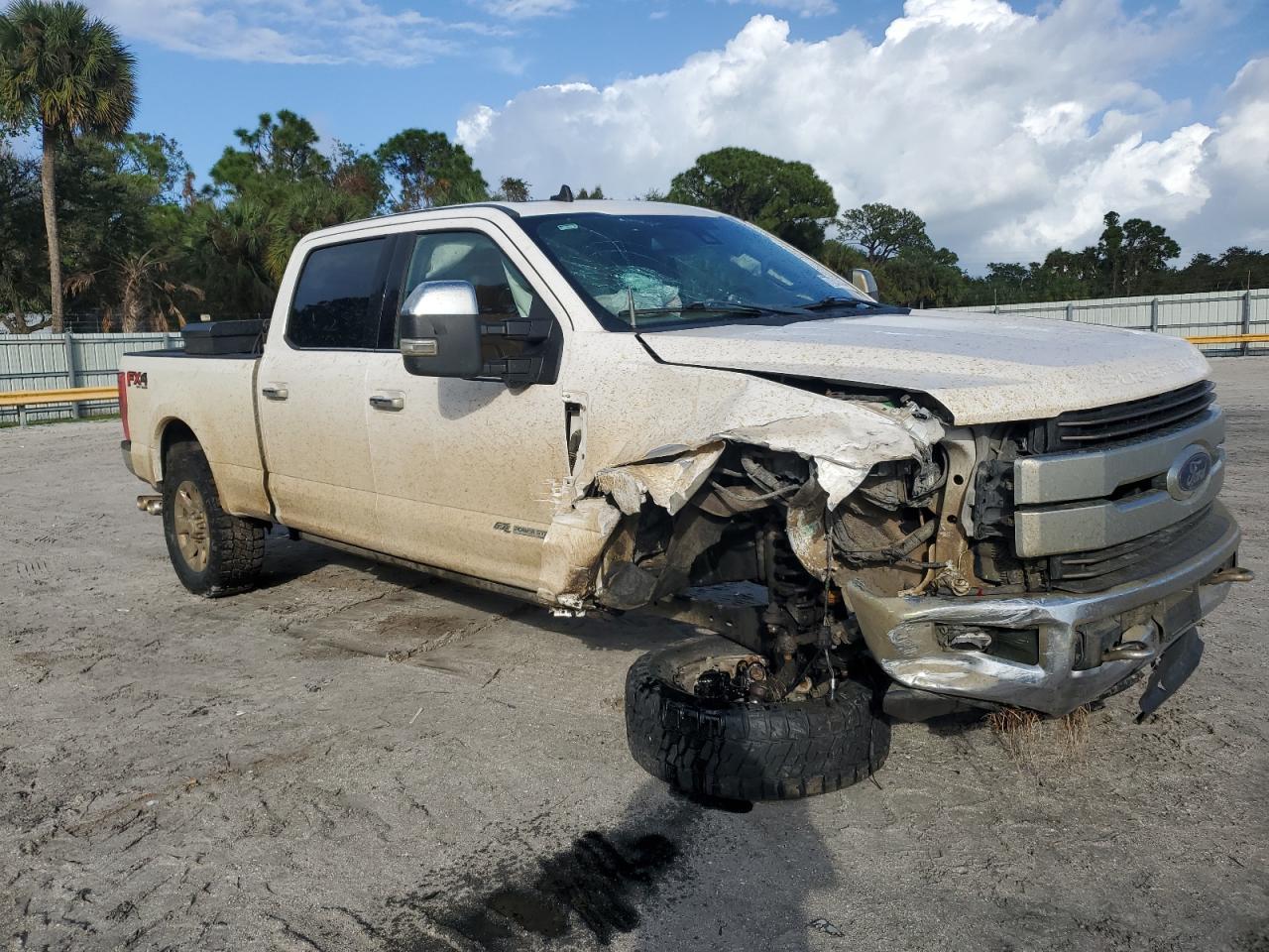 2019 Ford F250 Super Duty - Image 4