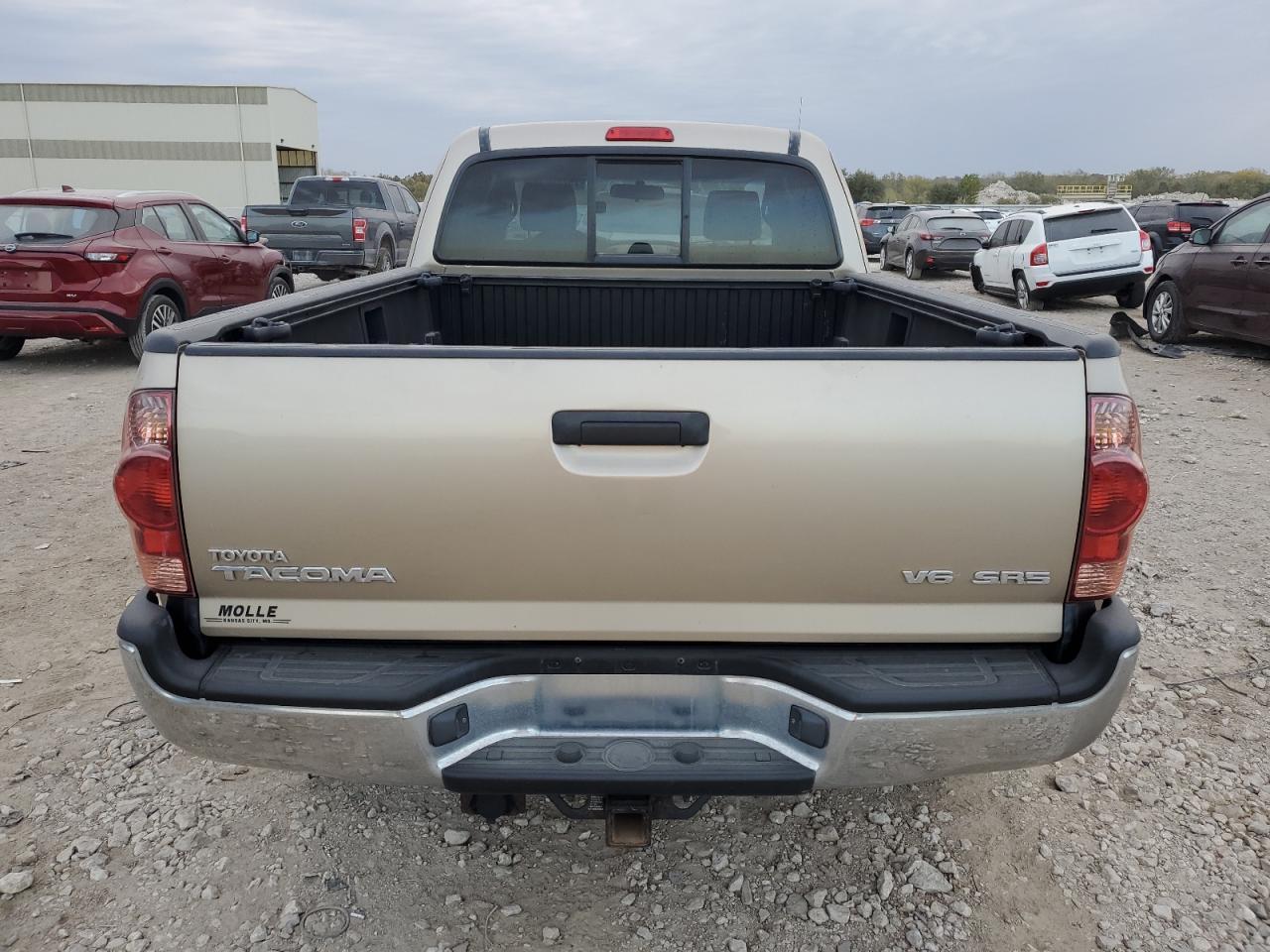 2005 Toyota Tacoma Access Cab - Image 6