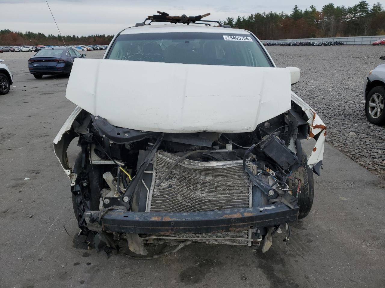 2013 Chrysler Town & Country Touring - Image 5