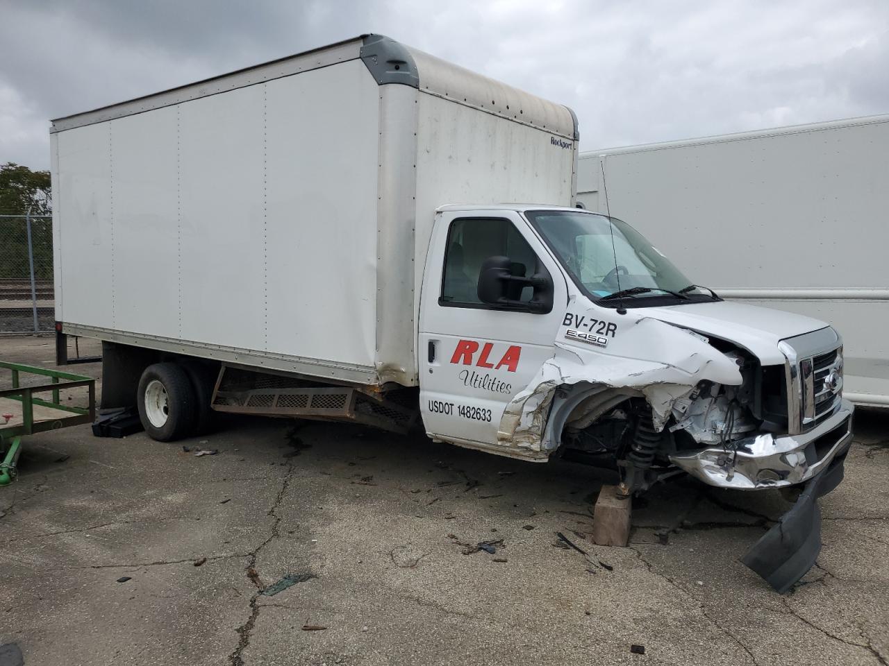 2022 Ford Econoline E450 Super Duty Cutaway Van - Фото 4