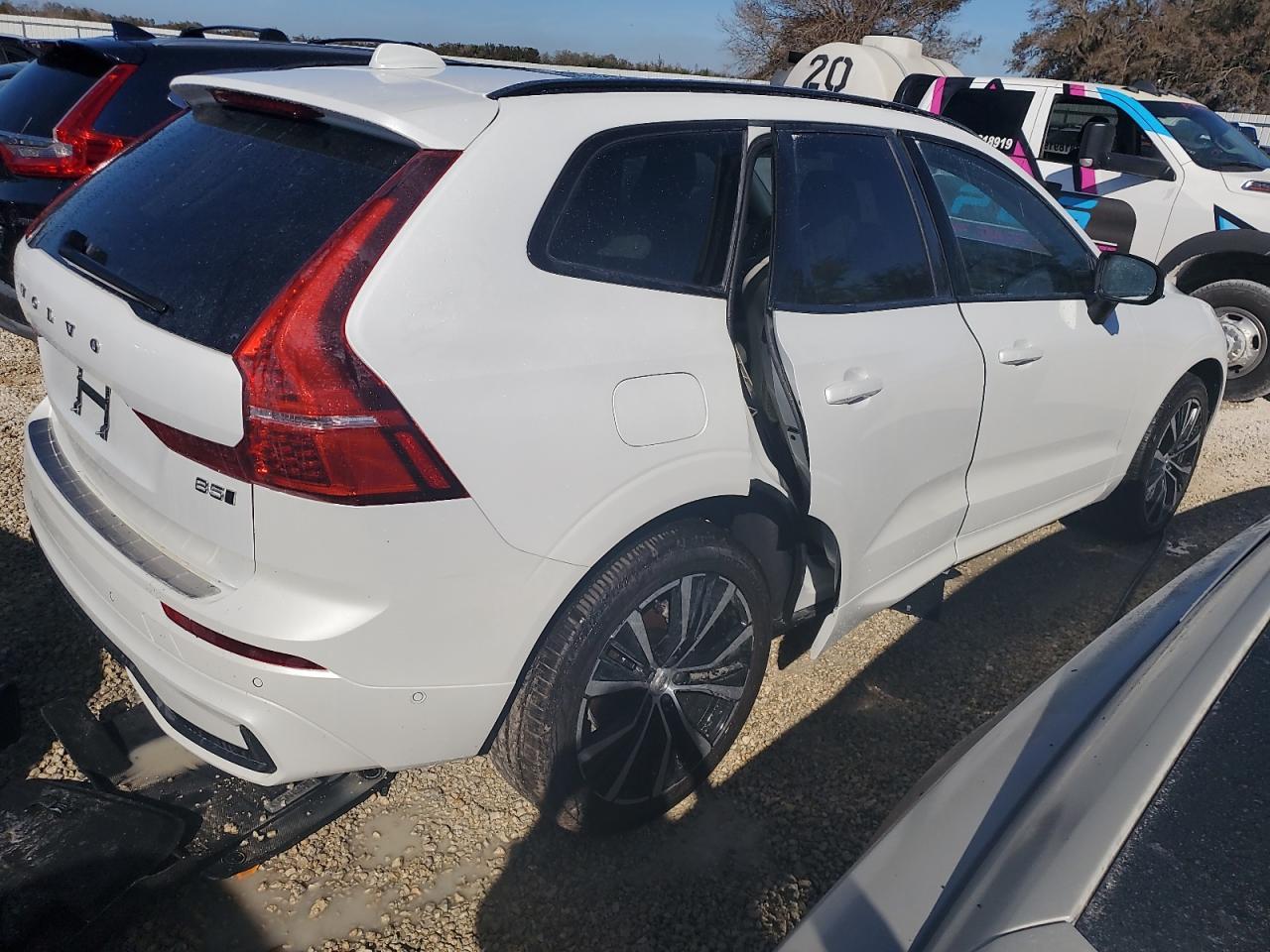 2024 Volvo Xc60 Plus - Фото 3