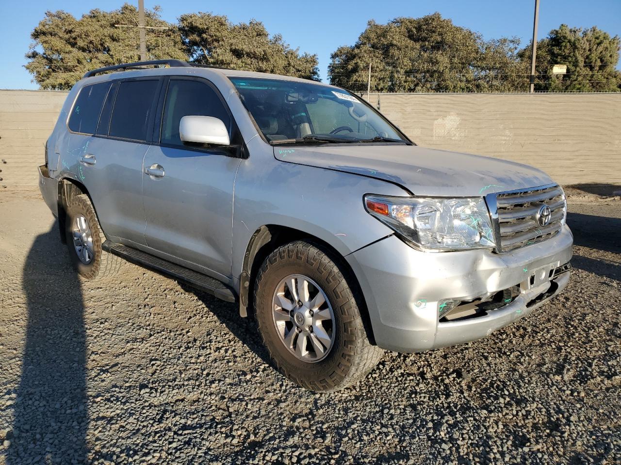 2011 Toyota Land Cruiser - Image 4