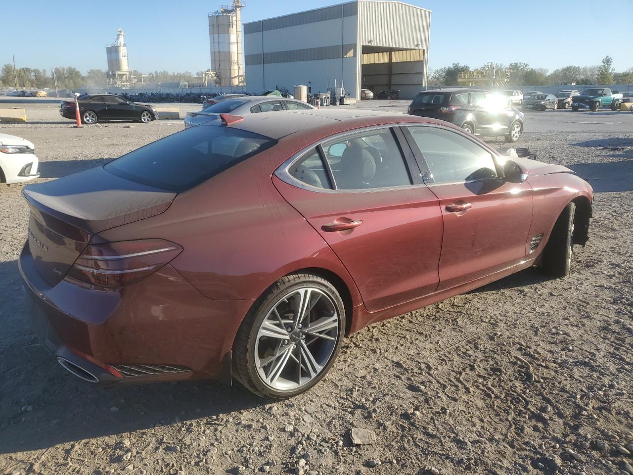 2024 Genesis G70 Base - Фото 3