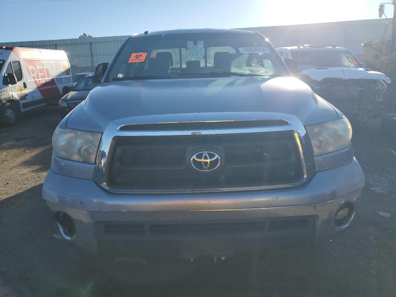 2011 Toyota Tundra Double Cab Sr5 - Фото 5