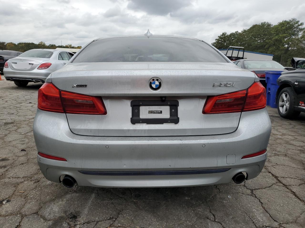 2019 BMW 530 Xi - Фото 6