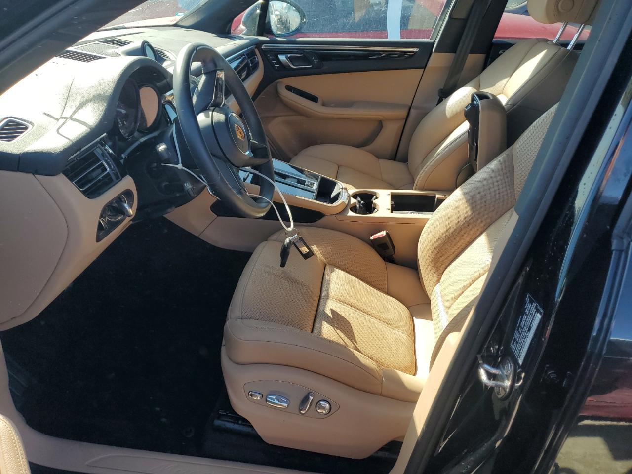 2023 Porsche Macan Base - Image 7