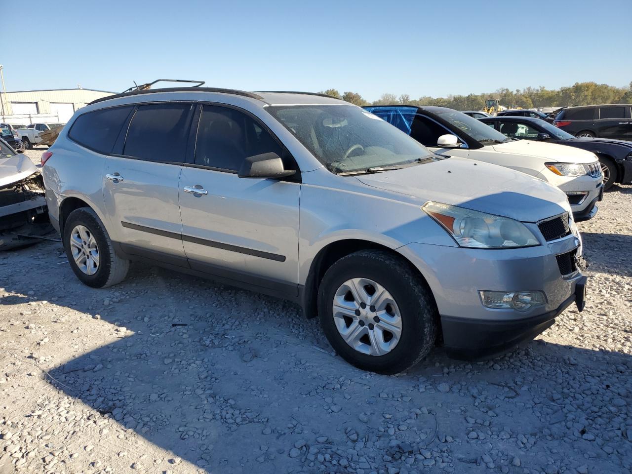 2011 Chevrolet Traverse Ls - Фото 4