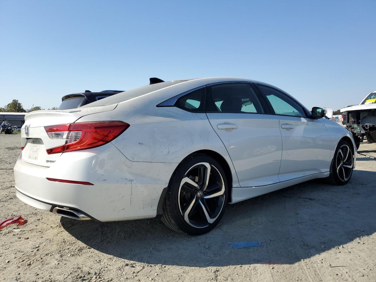 2020 Honda Accord Sport - Image 3