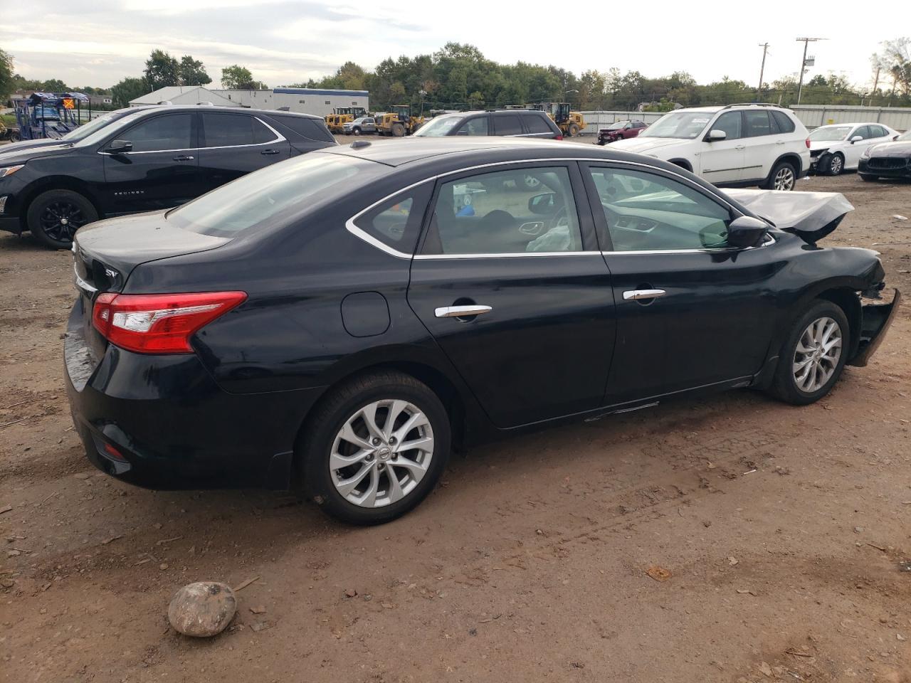 2019 Nissan Sentra S - Фото 3