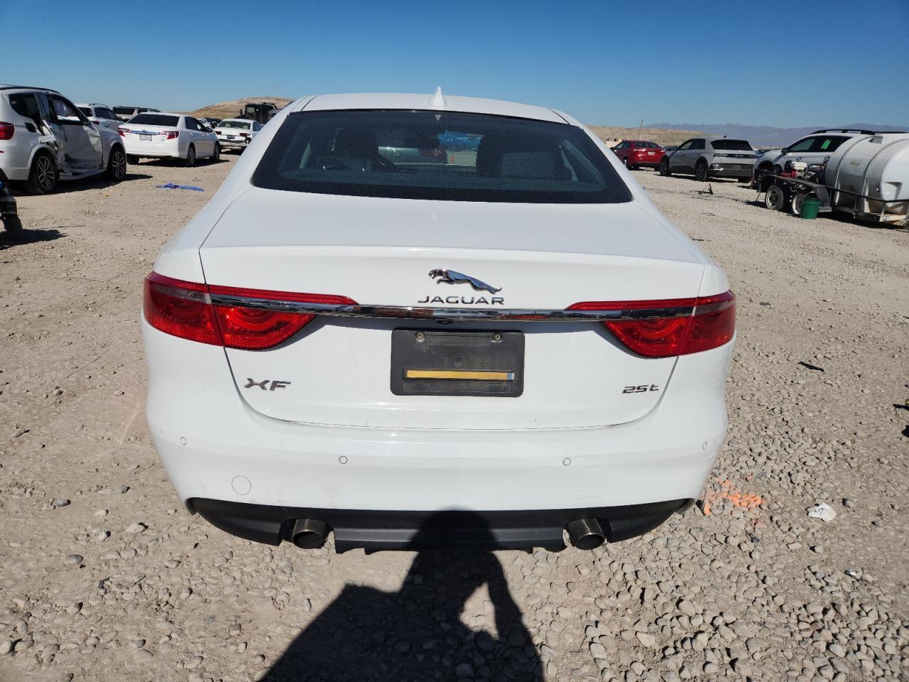 2019 Jaguar Xf Prestige - Image 6