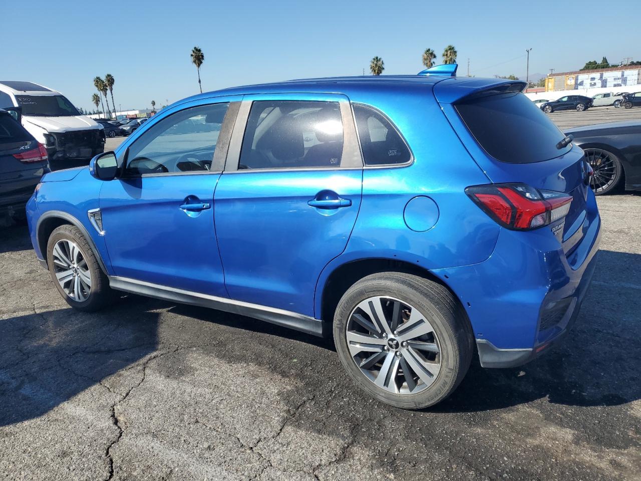 2021 Mitsubishi Outlander Sport Se - Фото 2
