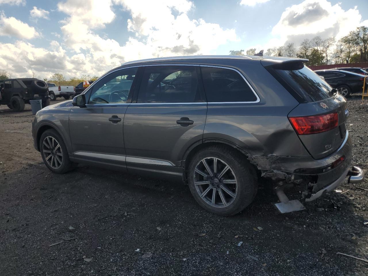 2017 Audi Q7 Premium Plus - Фото 2