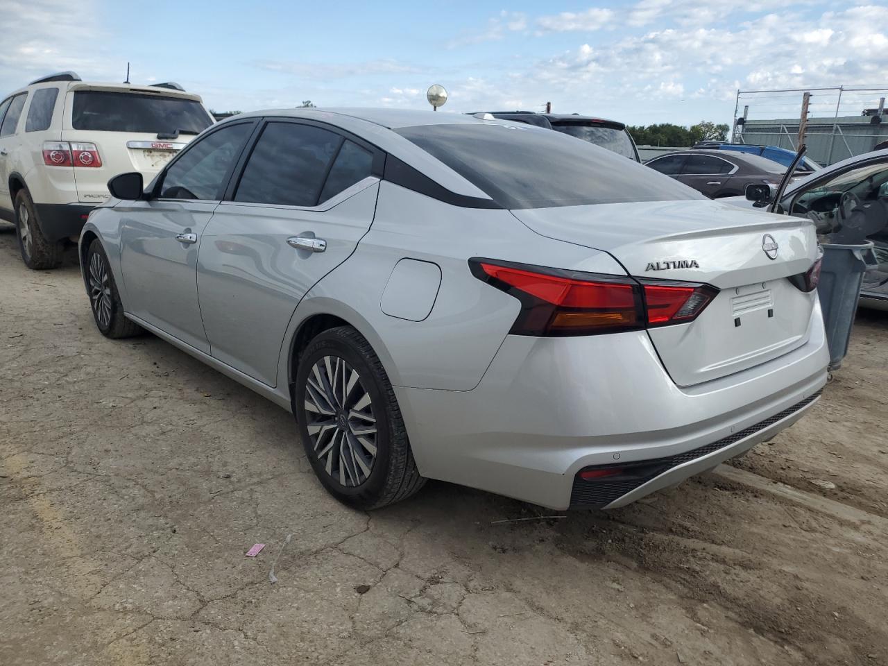 2024 Nissan Altima Sv - Фото 2