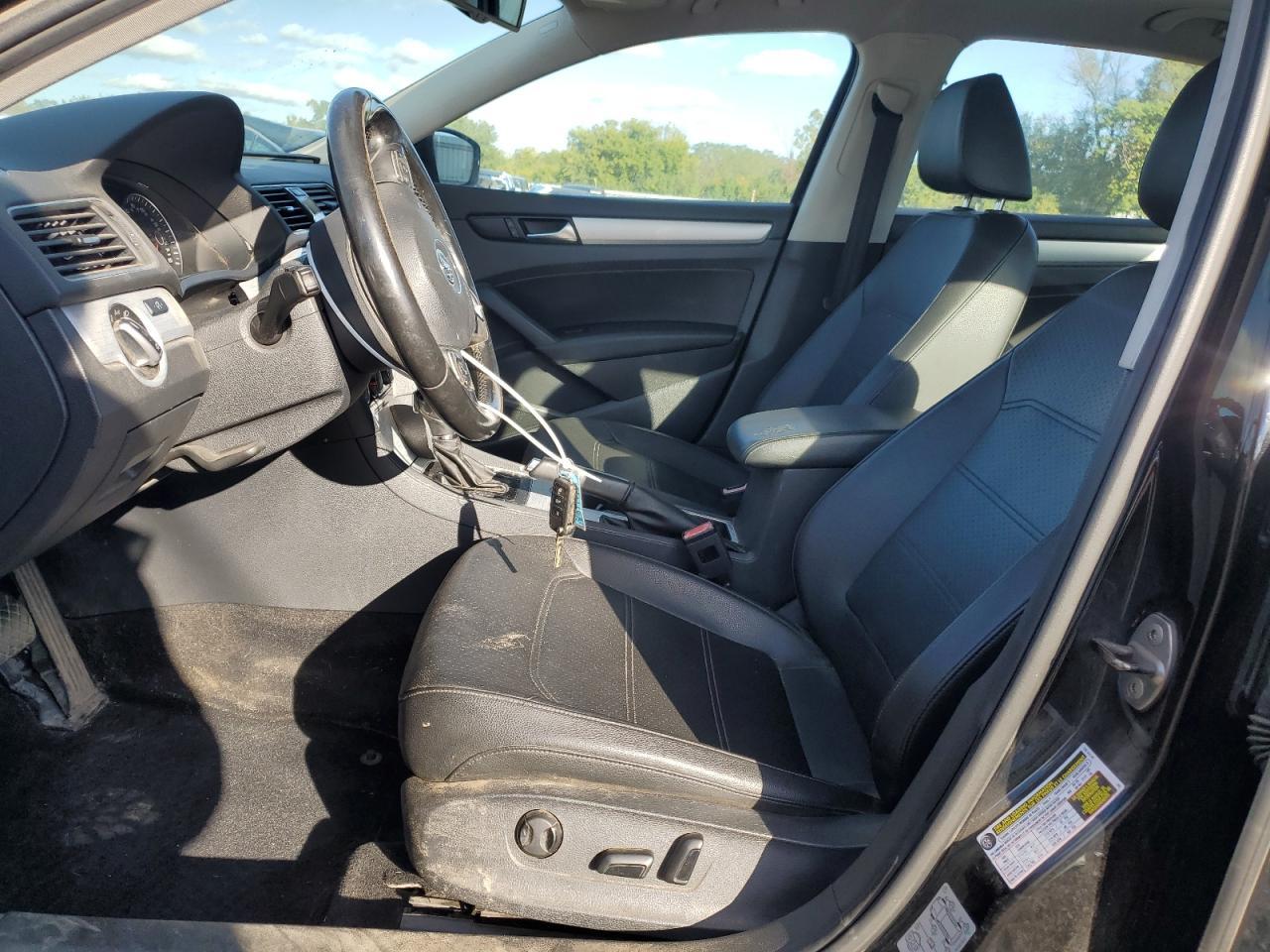 2013 Volkswagen Passat - Фото 7