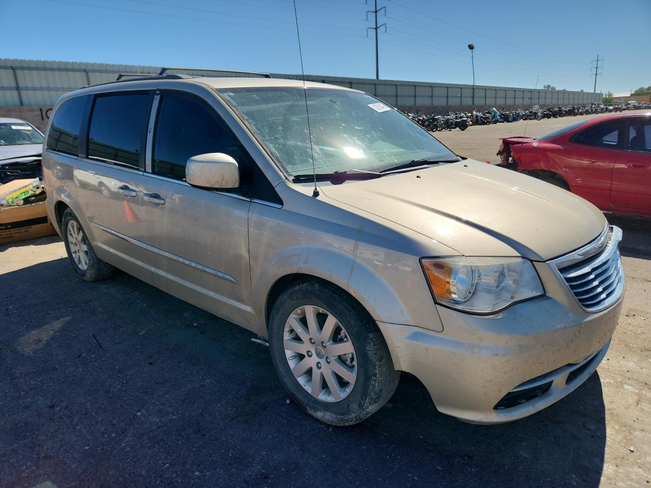 2014 Chrysler Town & Country Touring - Image 4