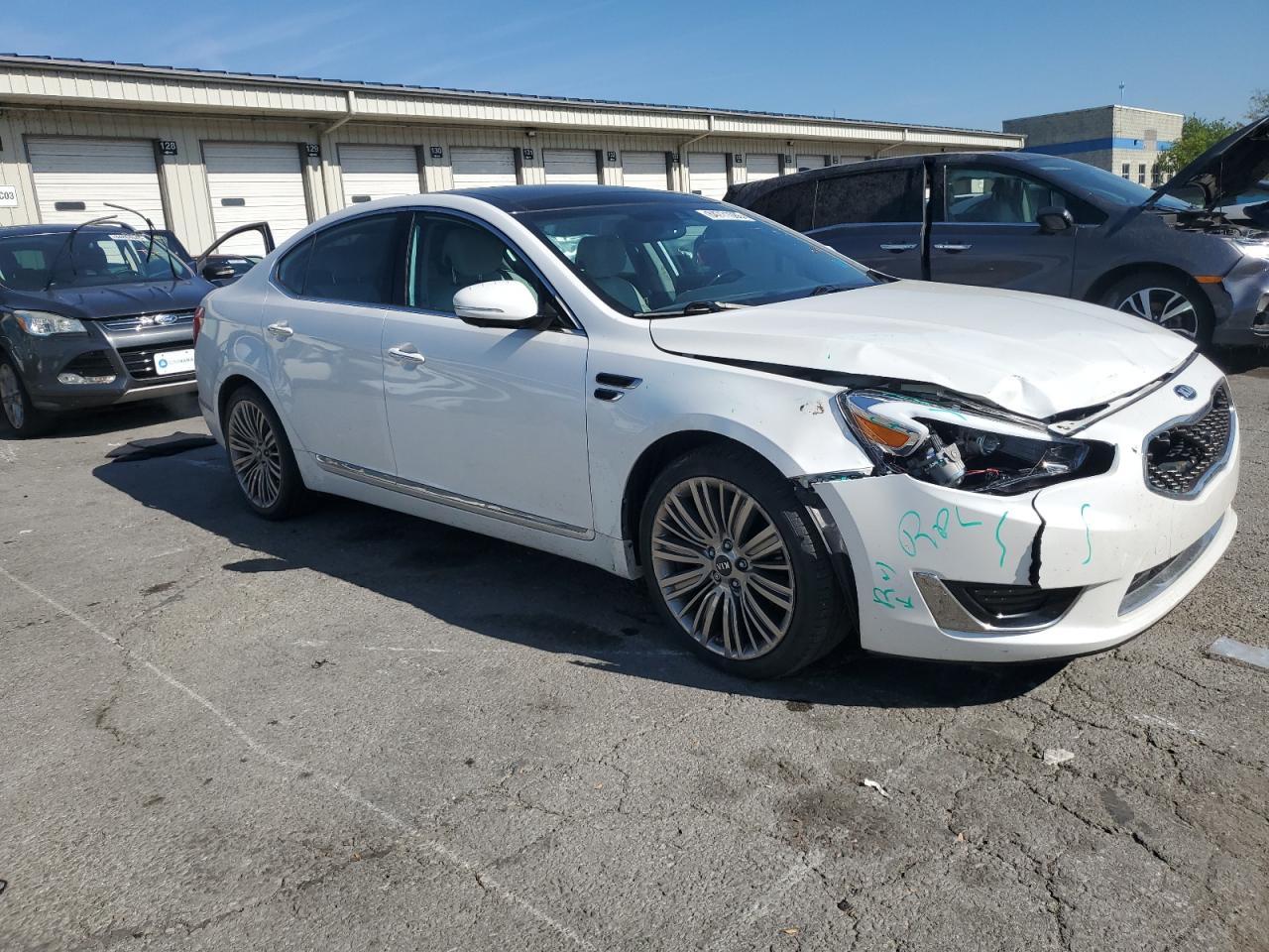 2015 Kia Cadenza Premium - Image 4