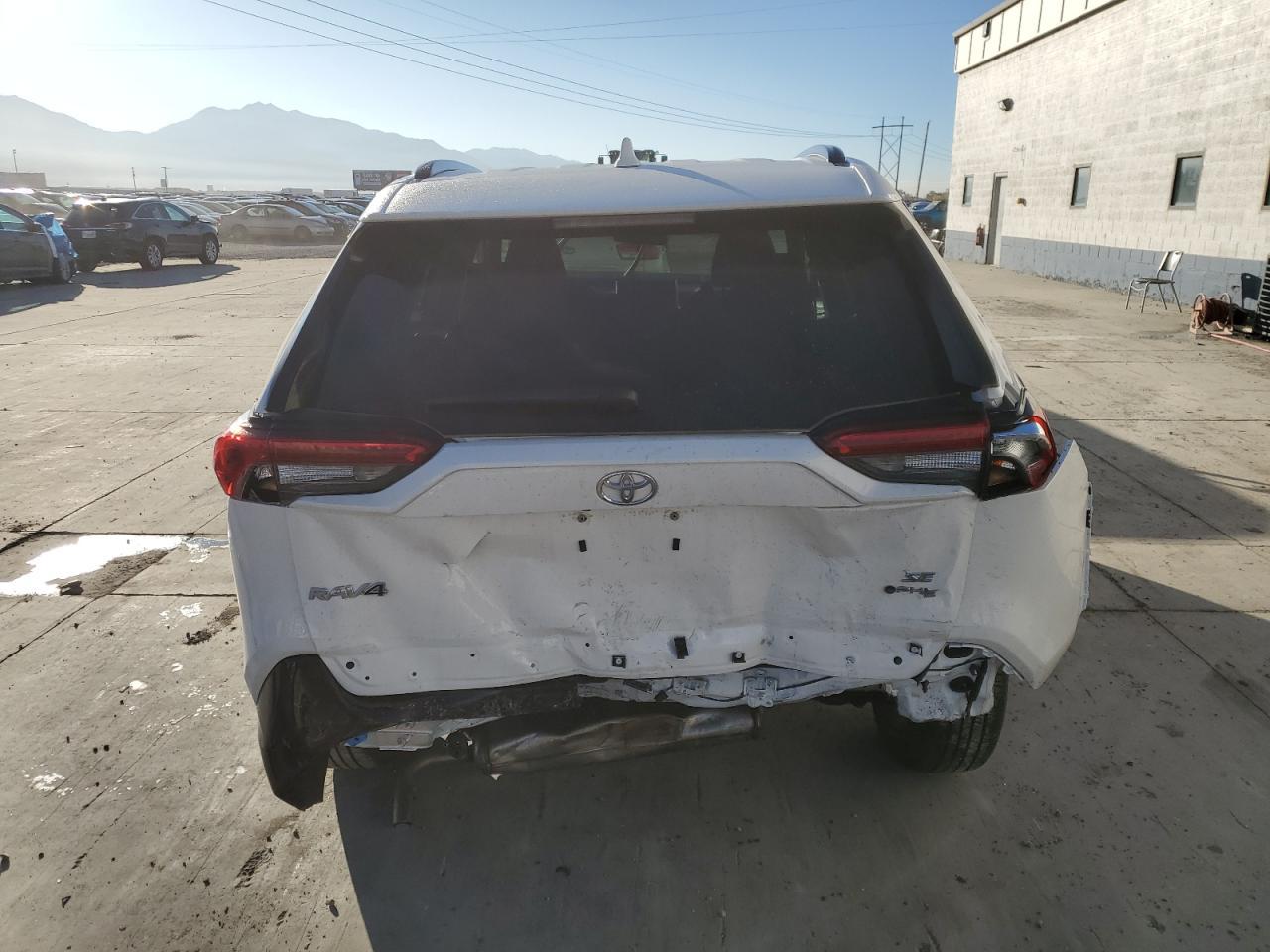 2025 Toyota Rav4 Se - Image 6