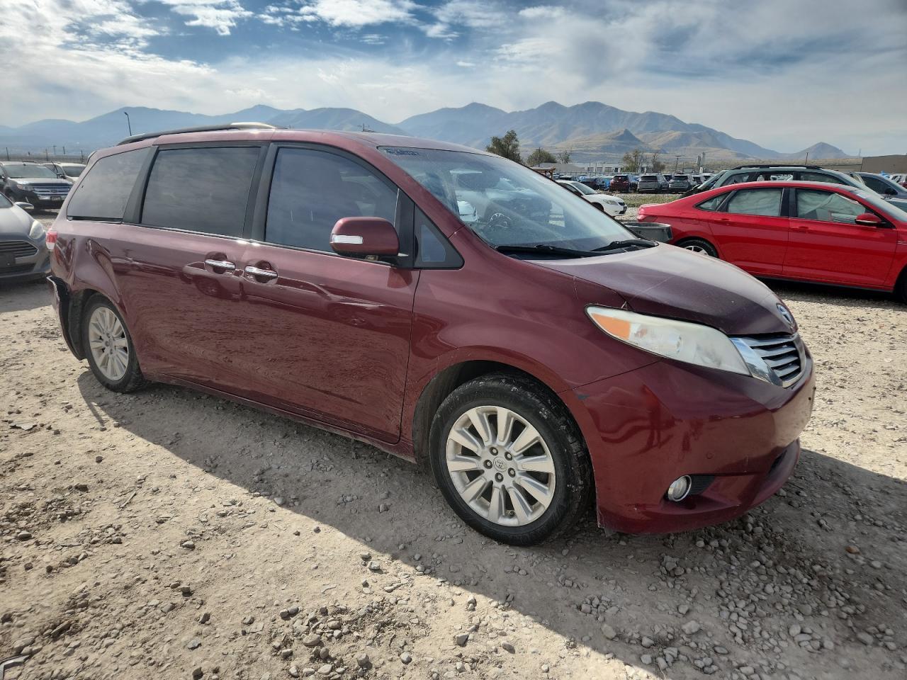 2014 Toyota Sienna Xle - Image 4