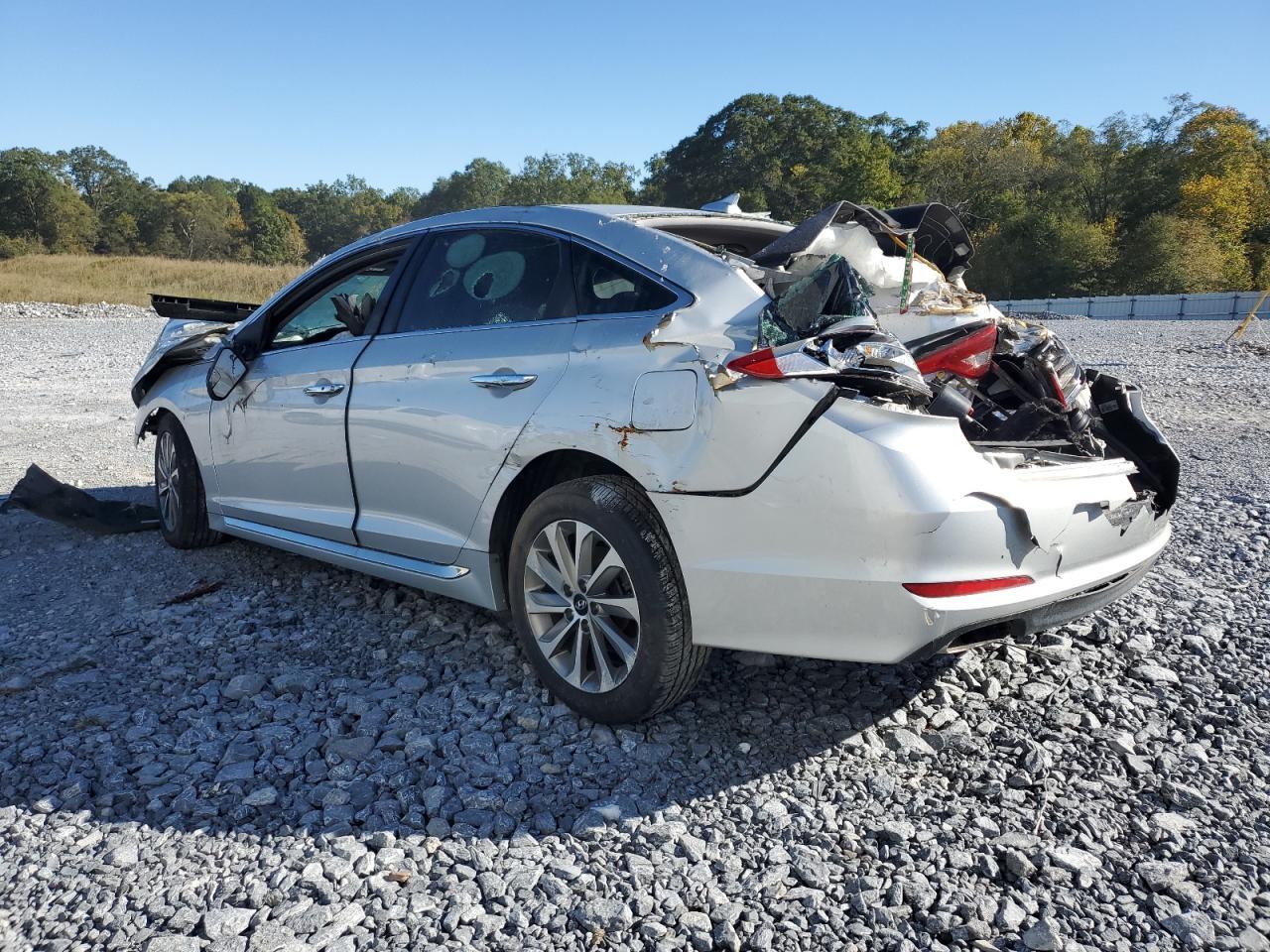2017 Hyundai Sonata Sport - Image 2