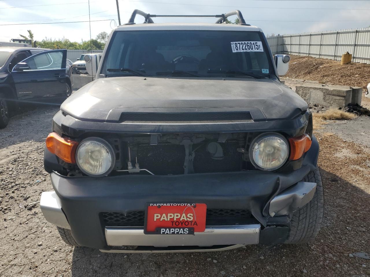 2007 Toyota Fj Cruiser - Image 5
