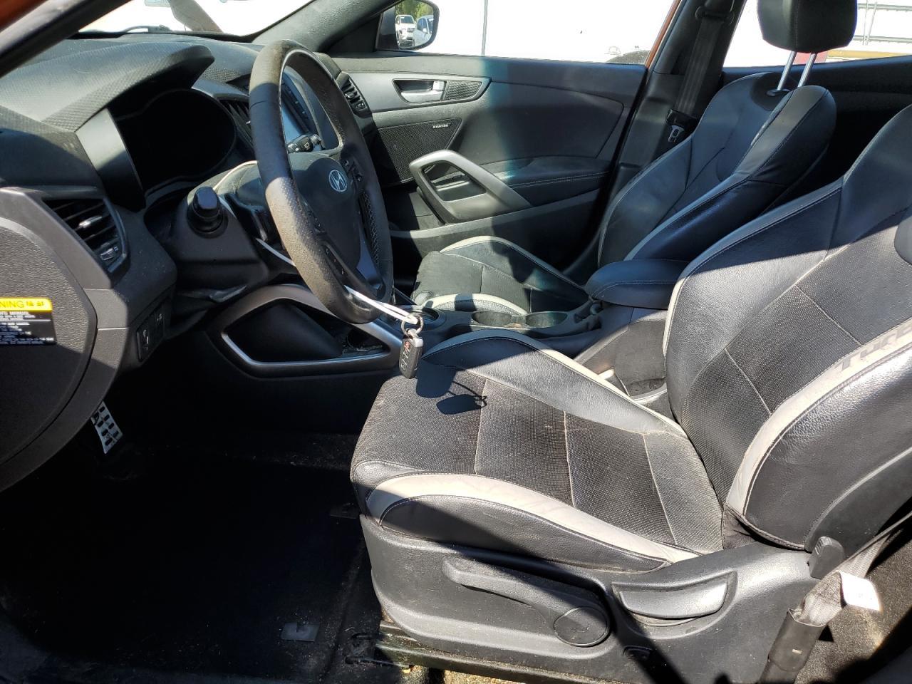 2016 Hyundai Veloster Turbo - Image 7