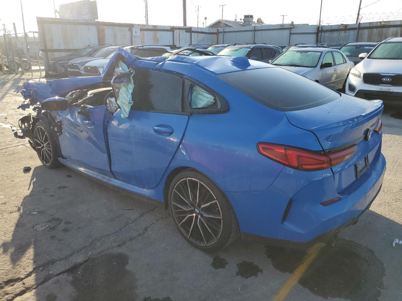 2022 BMW 228I - Фото 2