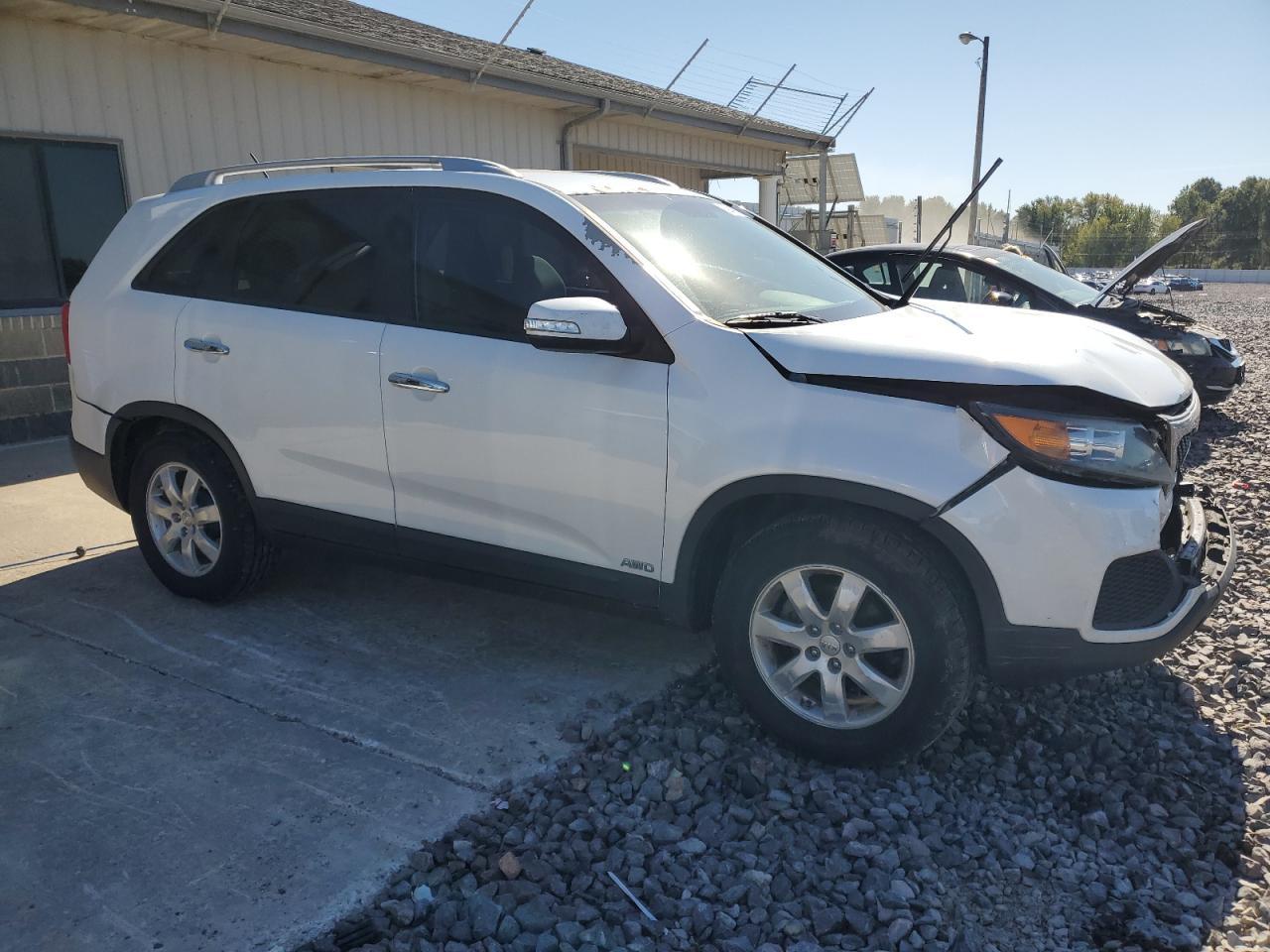 2013 Kia Sorento Lx - Фото 4