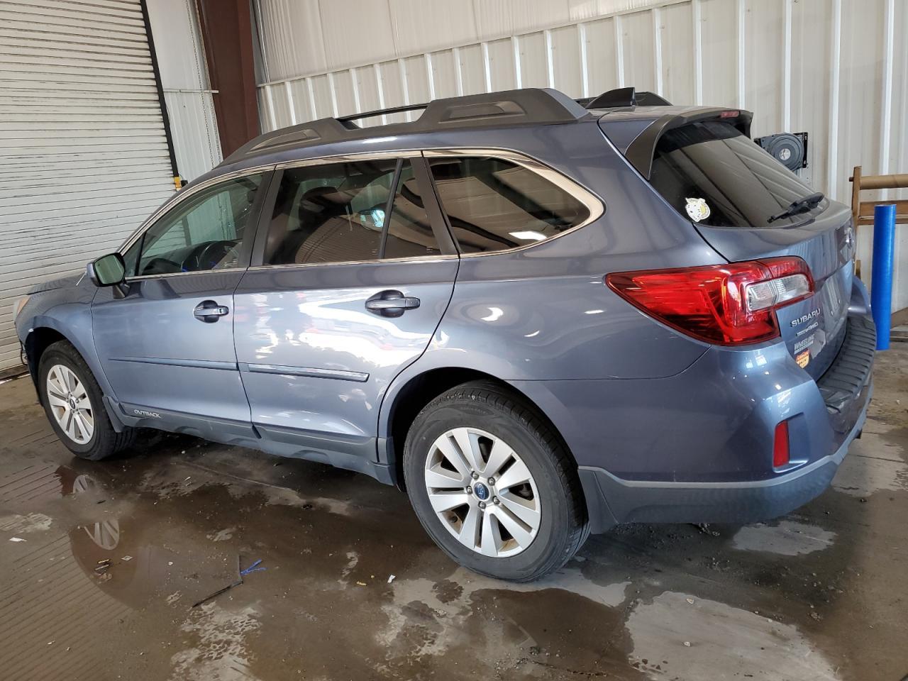 2016 Subaru Outback 2.5I Premium - Фото 2