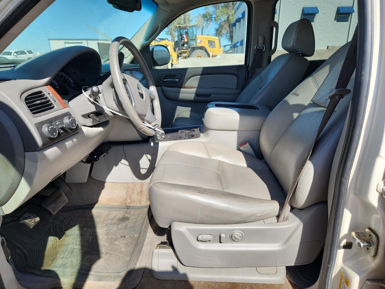 2008 GMC Yukon Xl K1500 - Image 7