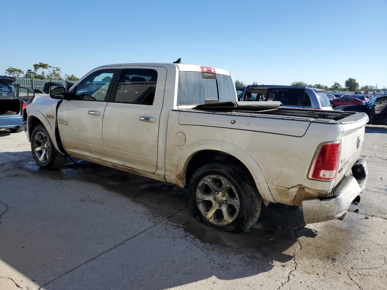 2014 Ram 1500 Laramie - Фото 2