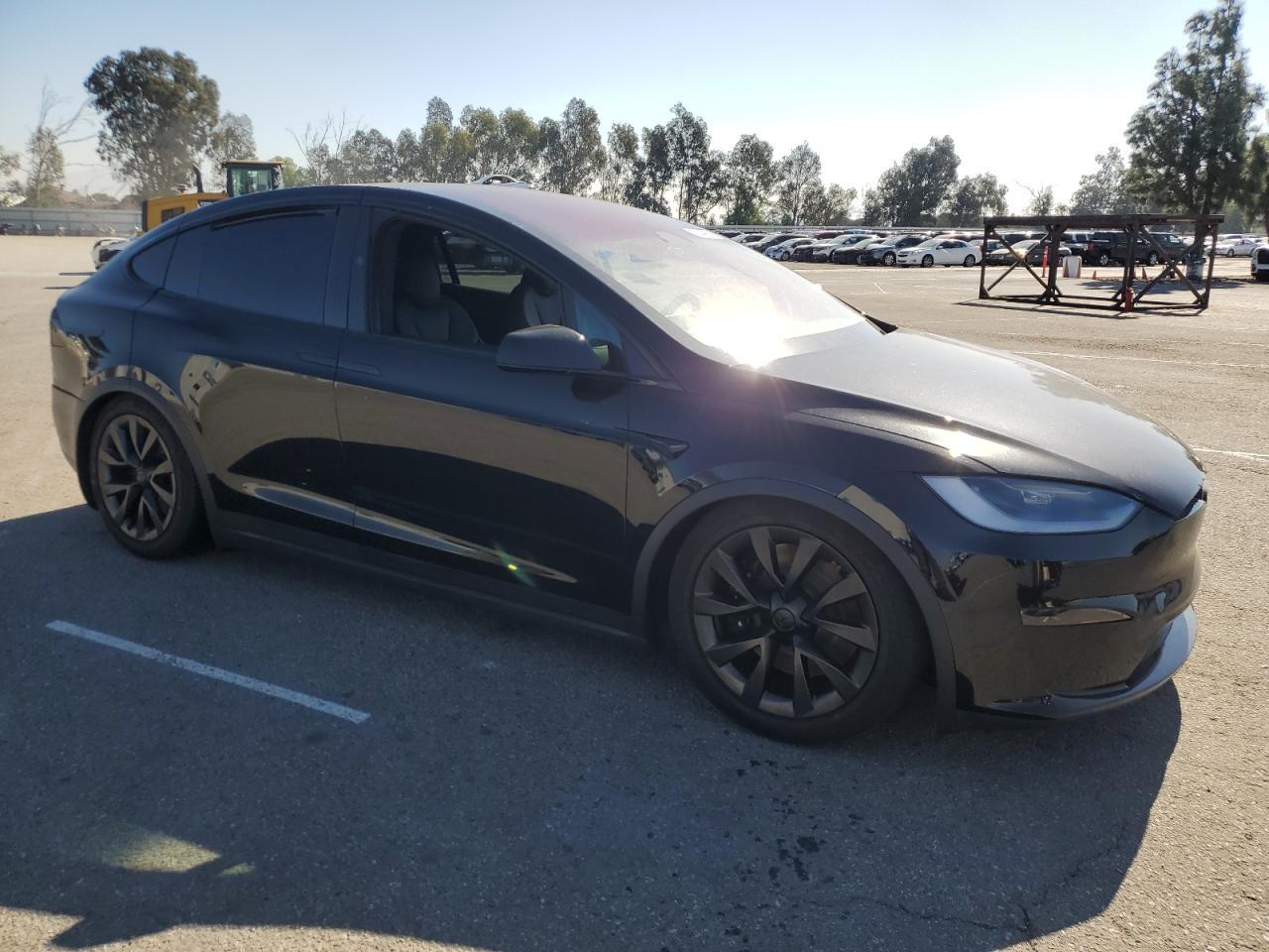 2024 Tesla Model X - Фото 4
