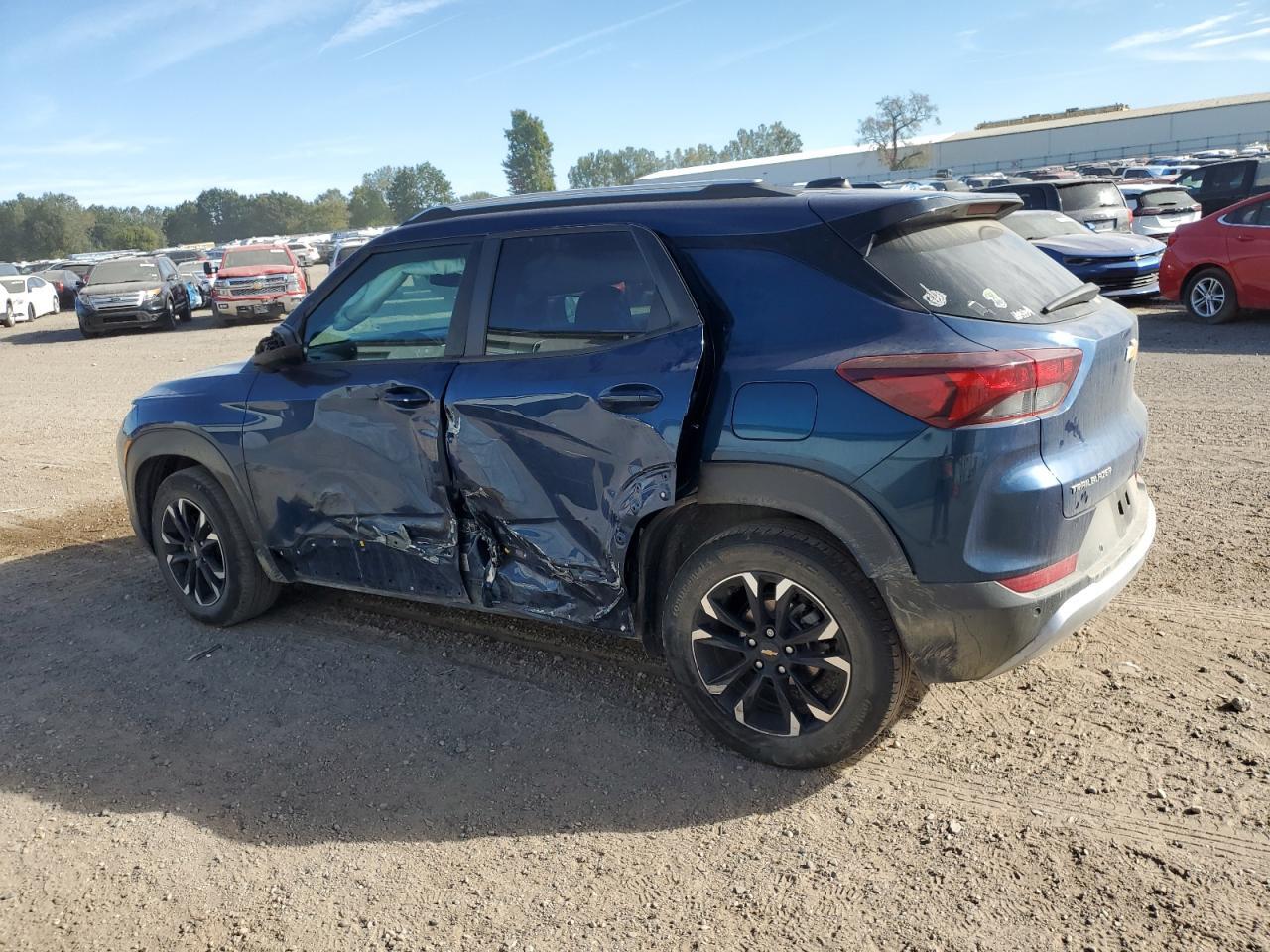 2021 Chevrolet Trailblazer Lt - Image 2