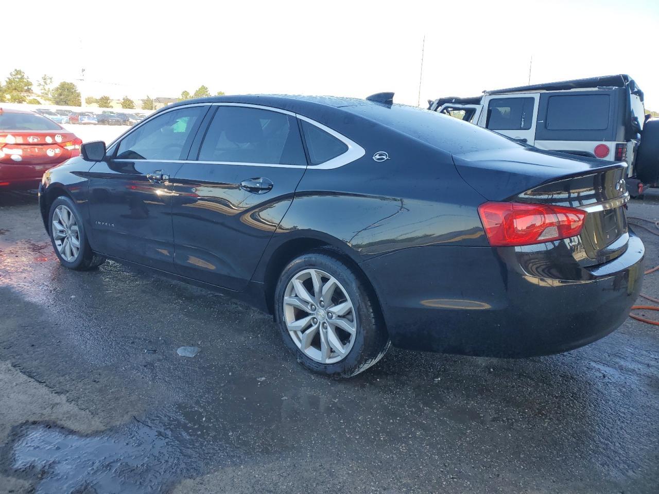 2019 Chevrolet Impala Lt - Image 2