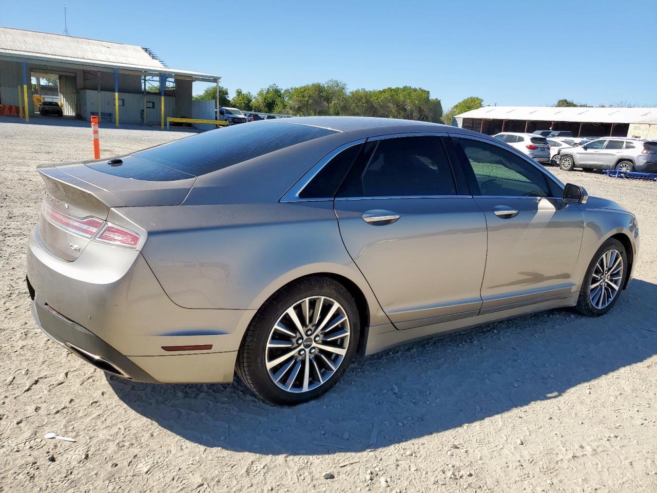 2019 Lincoln Mkz - Image 3