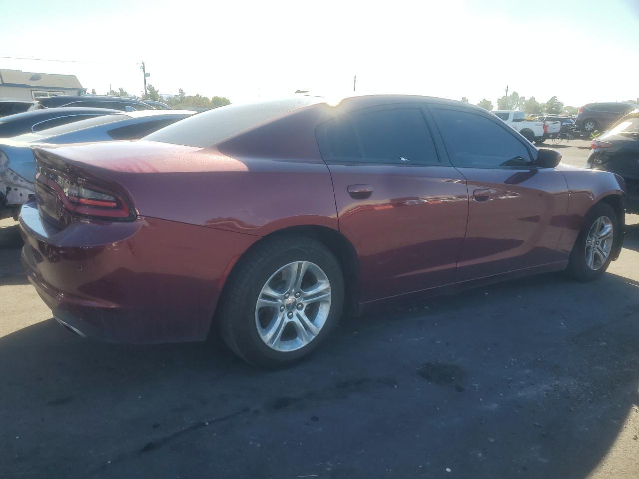 2017 Dodge Charger Se - Фото 3