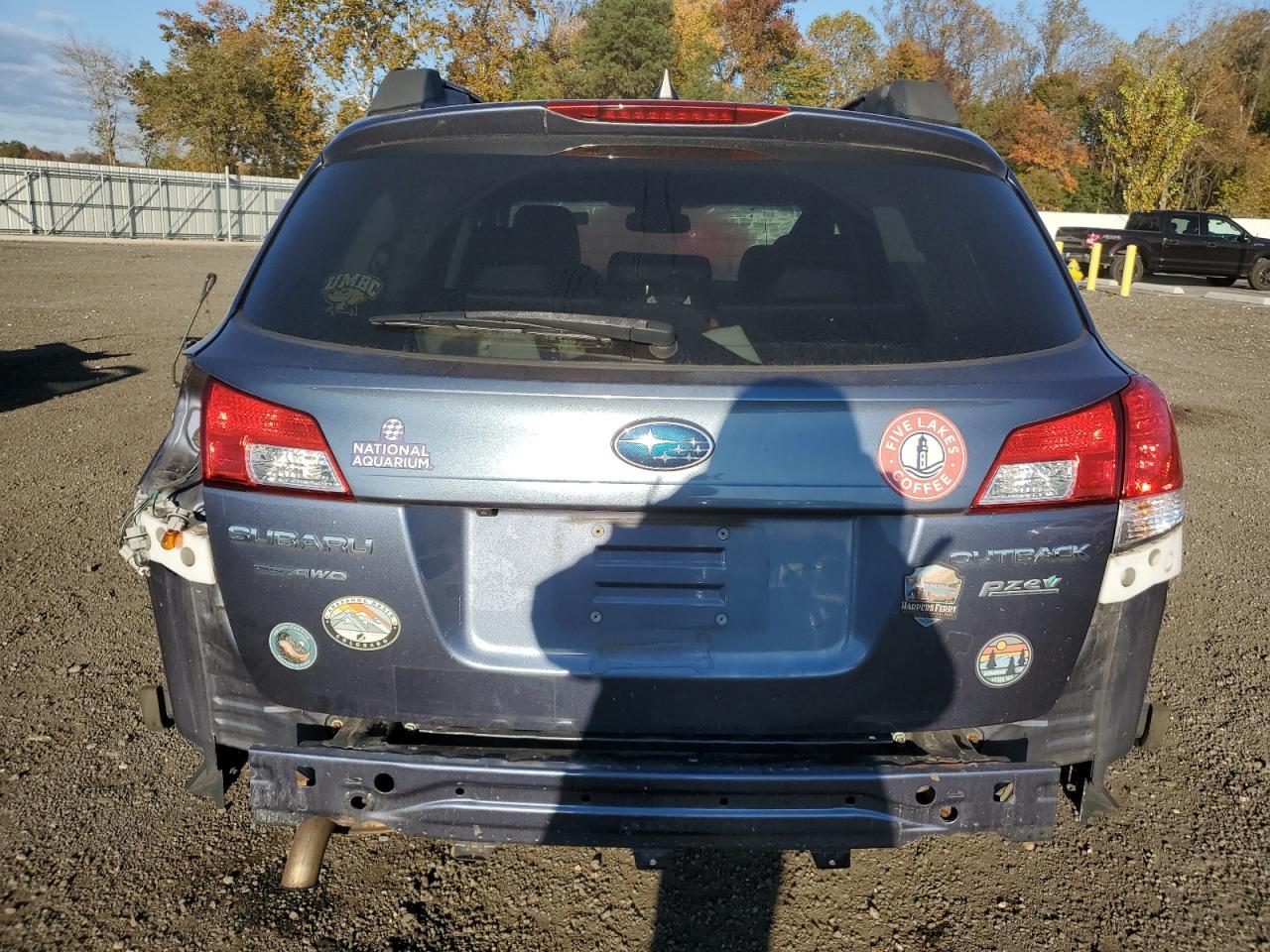2014 Subaru Outback 2.5I Limited - Image 6