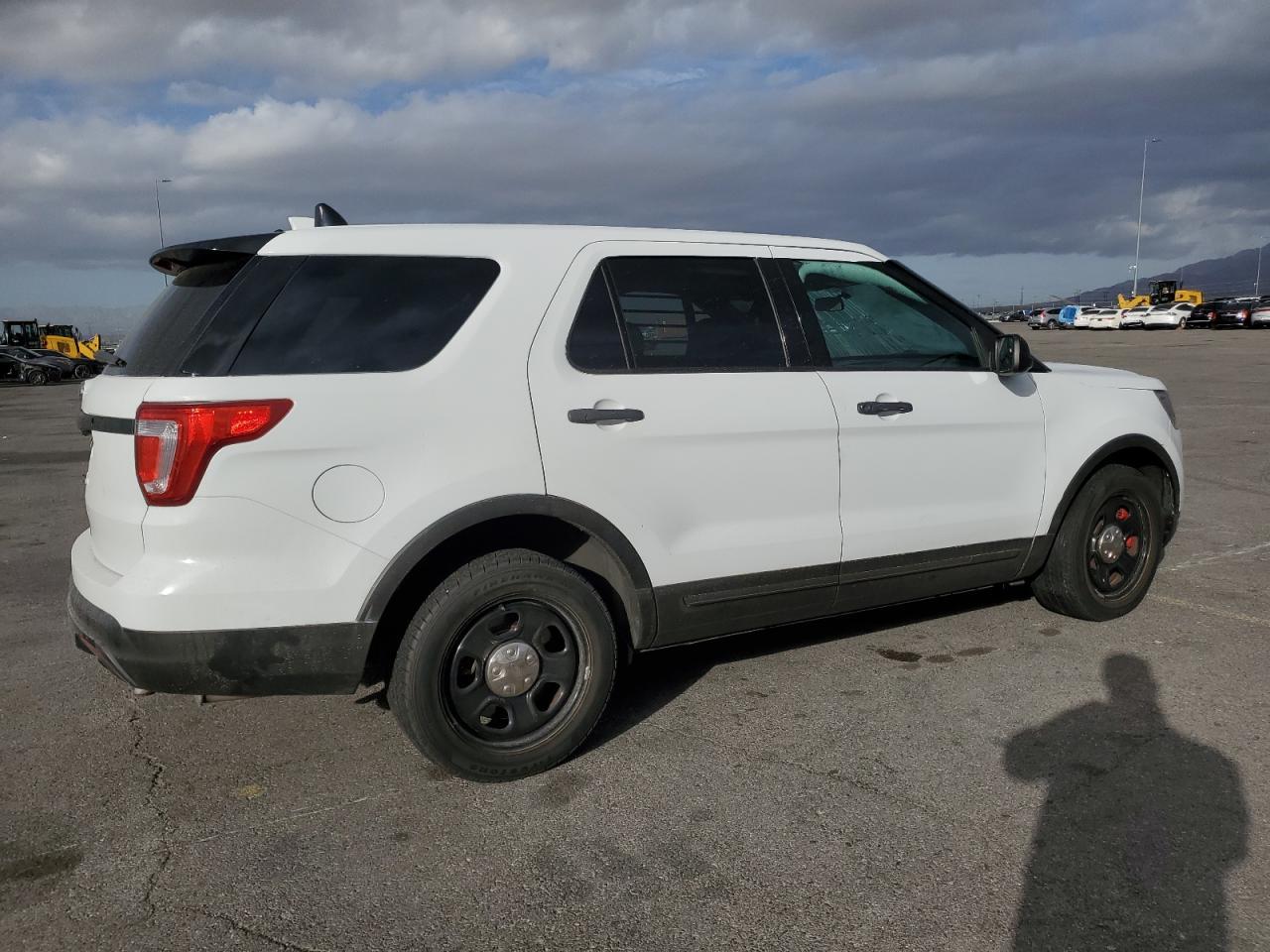 2017 Ford Explorer Police Interceptor - Image 3